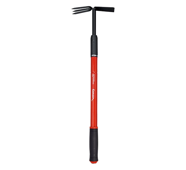 Corona® ExtendaHANDLE Hoe Photo 1