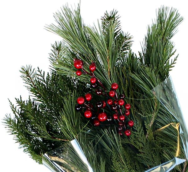 premium berried boquet